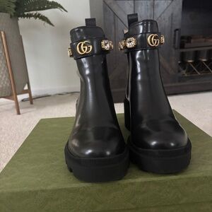 Gucci Nero Ankle Boot **Authentic**